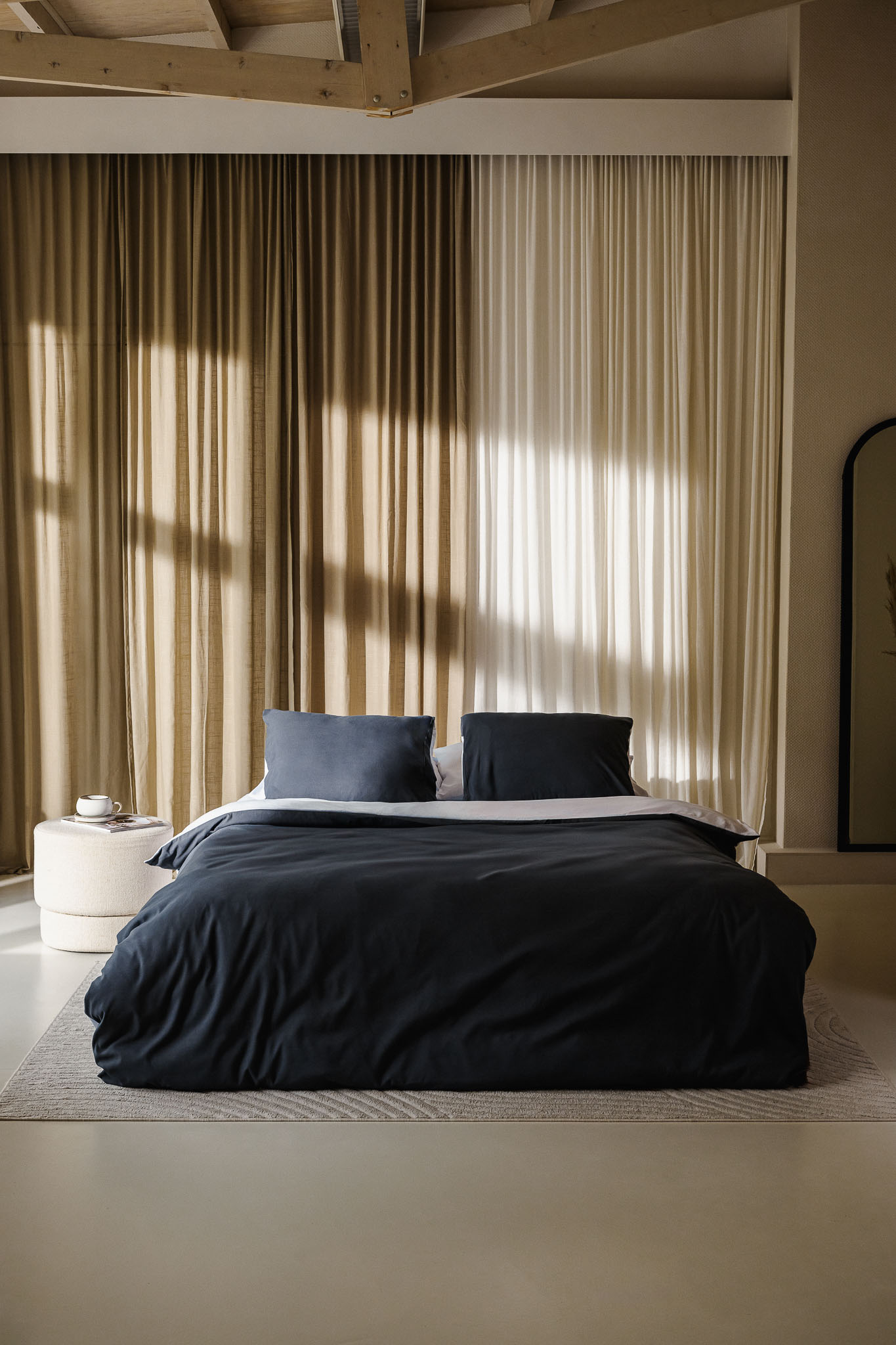 Beige beddengoed van Néarr Bedding in 100% Egyptisch katoen